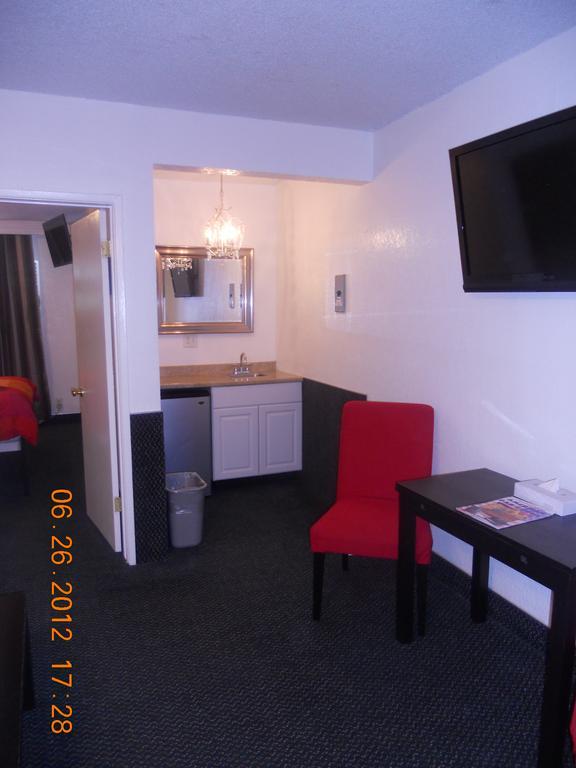 Tradewinds Airport Hotel Inglewood Extérieur photo